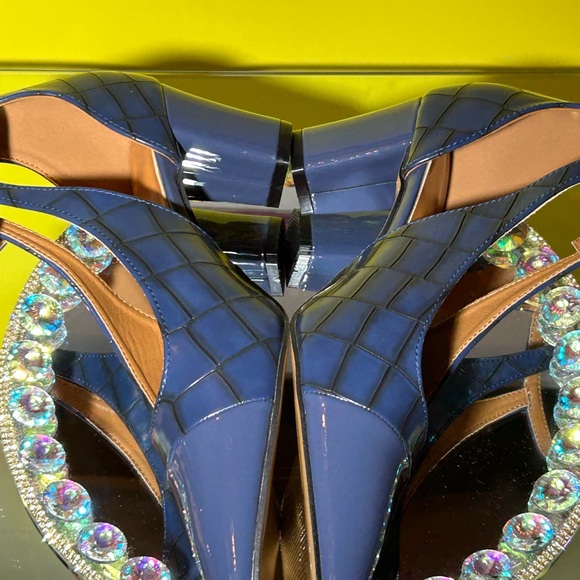 Blue Croc Embossed Pointed Toe Blue Heels NWOT - Picture 6 of 10